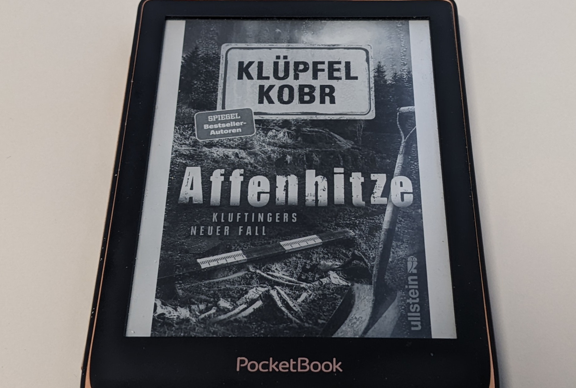 Volker Klüpfel & Michael Kobr – Affenhitze